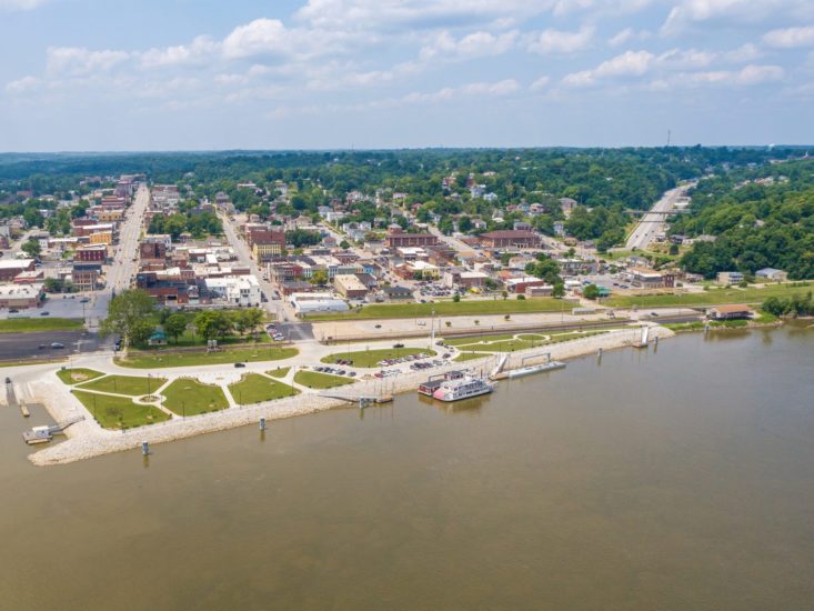 Looking at the City of Hannibal from the riverfront