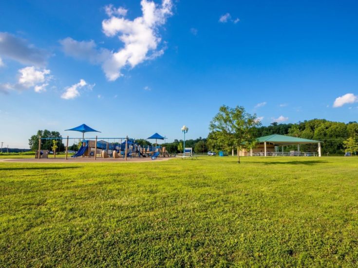 Playground and shelter house at Lincoln Park